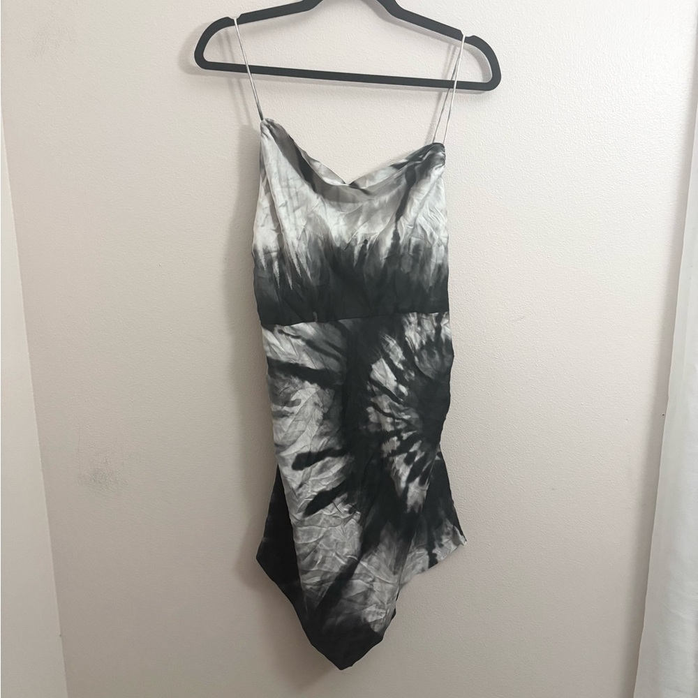Retrofete Black and White Mini Dress - Picture 7 of 8